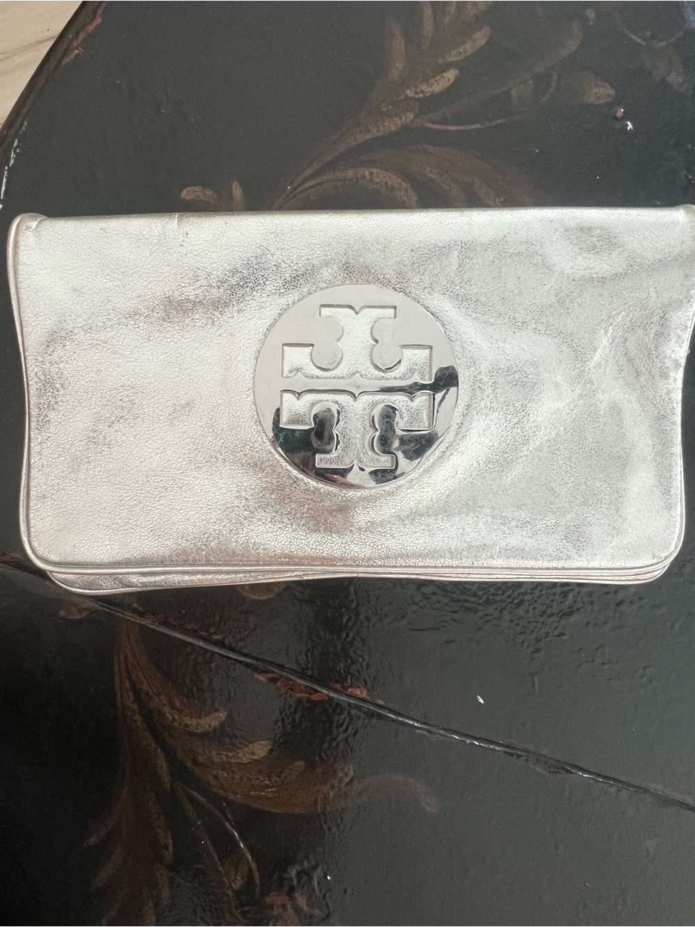 Tory Burch Reva Metallic Silver Leather Logo Clutch Shoulder Bag - Picture 6 of 15